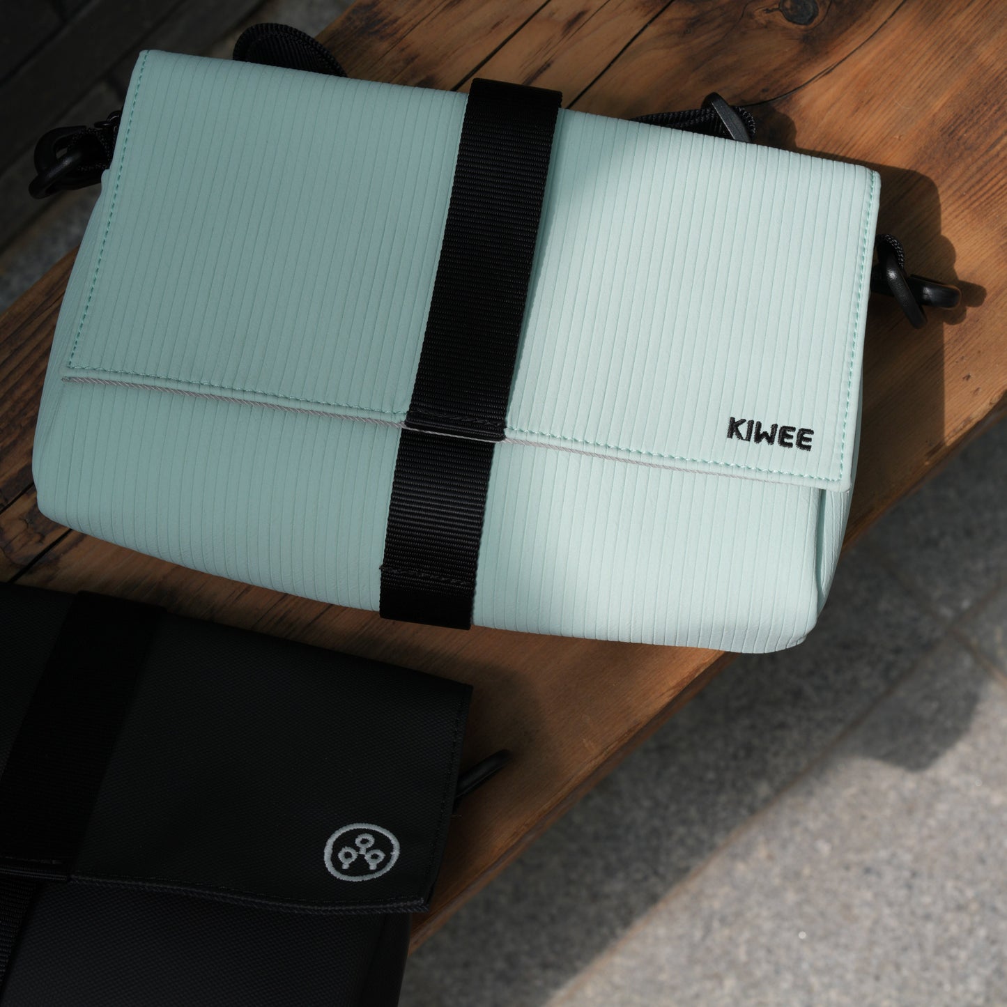 Fasten & Go | Triangle Sling Bag Mini