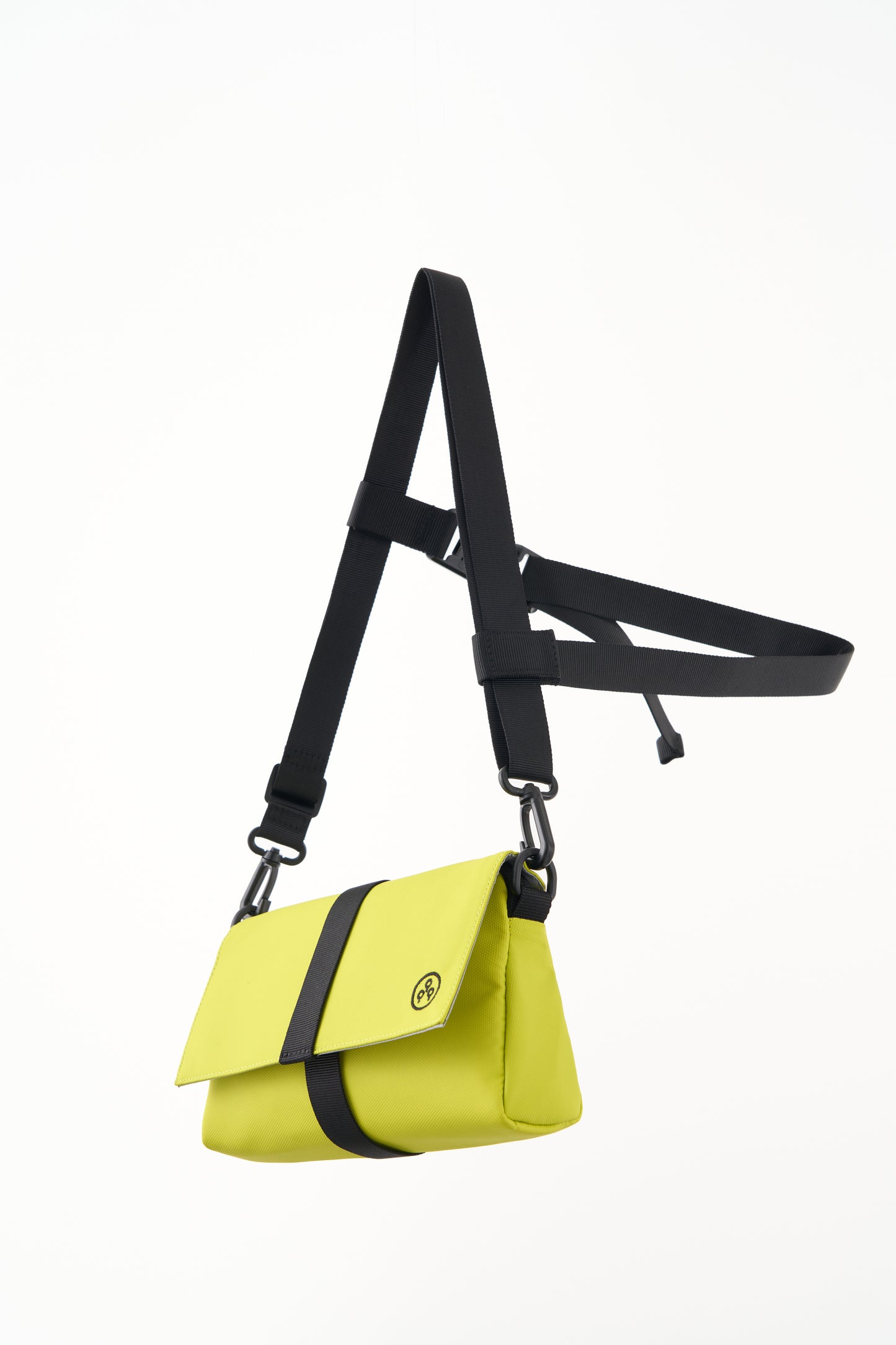 Fasten & Go | Triangle Sling Bag Mini