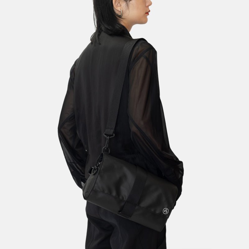 Triangle Sling Bag - KiweeKiweePure BlackSling bagPure black sling#color_pure-black